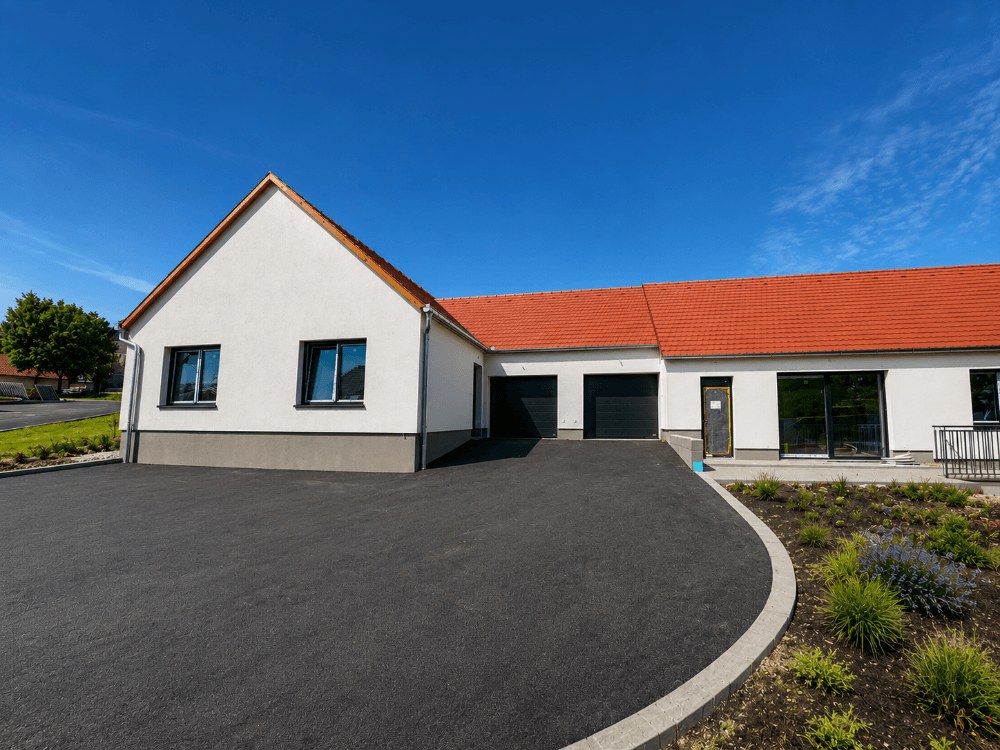 Bendegúz Lakópark garázsok és autóbeállók